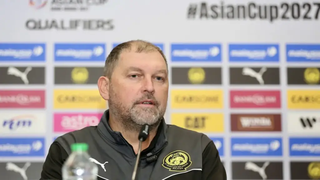 HLV tuyển Malaysia họp báo trước trận gặp Việt Nam