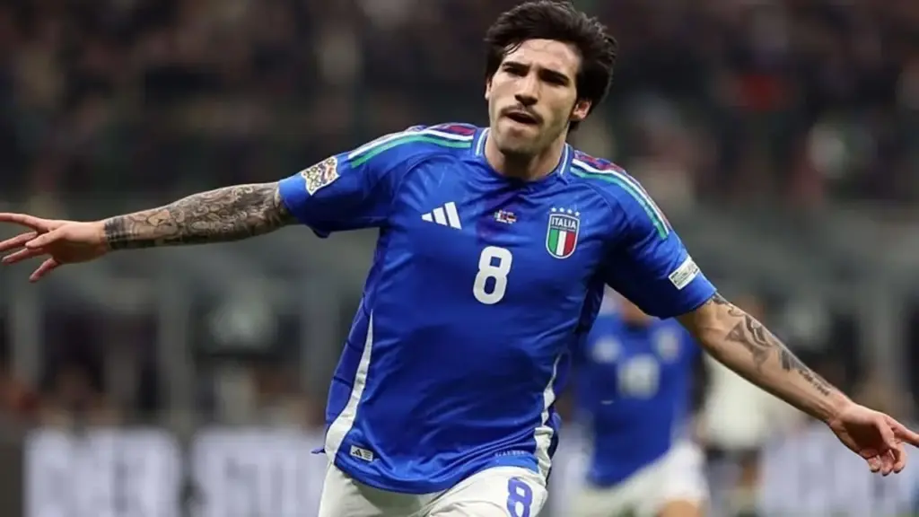 Italy tiến sát vé dự World Cup
