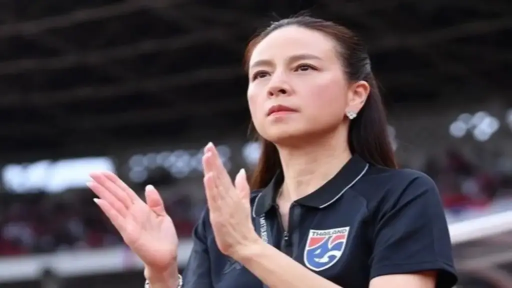 Sợ tuyển Thái Lan bị loại, Madam Pang vung tiền chơi lớn