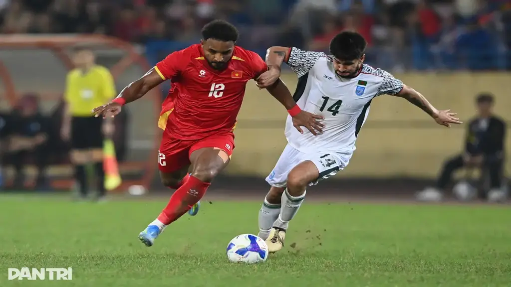 Xuân Son đáp trả cực gắt và điều đáng mừng với đội tuyển Việt Nam