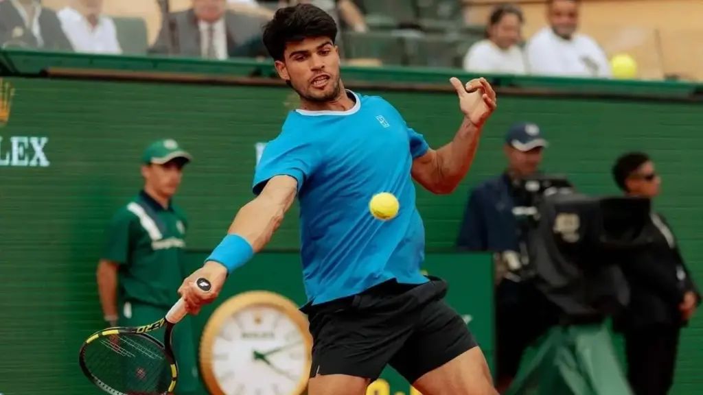 Alcaraz đấu Sinner ở chung kết Monte Carlo Masters