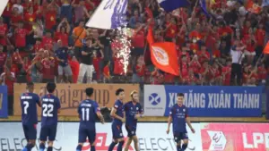 Bảng xếp hạng V-League mới nhất: CLB CAHN bỏ xa tất cả, HAGL không chìm quá sâu dưới đáy nhưng…
