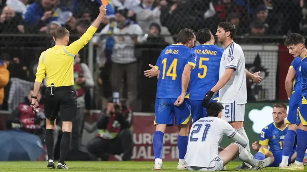 Báo Italy: 'Không dự World Cup 2026 là ngày tận thế thứ ba'