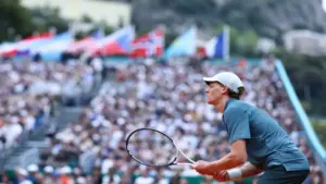 Hạ Alcaraz, Sinner phá thêm những kỷ lục nào?