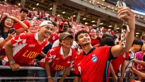 LĐBĐ Singapore gây quỹ cho đội tuyển dự Asian Cup