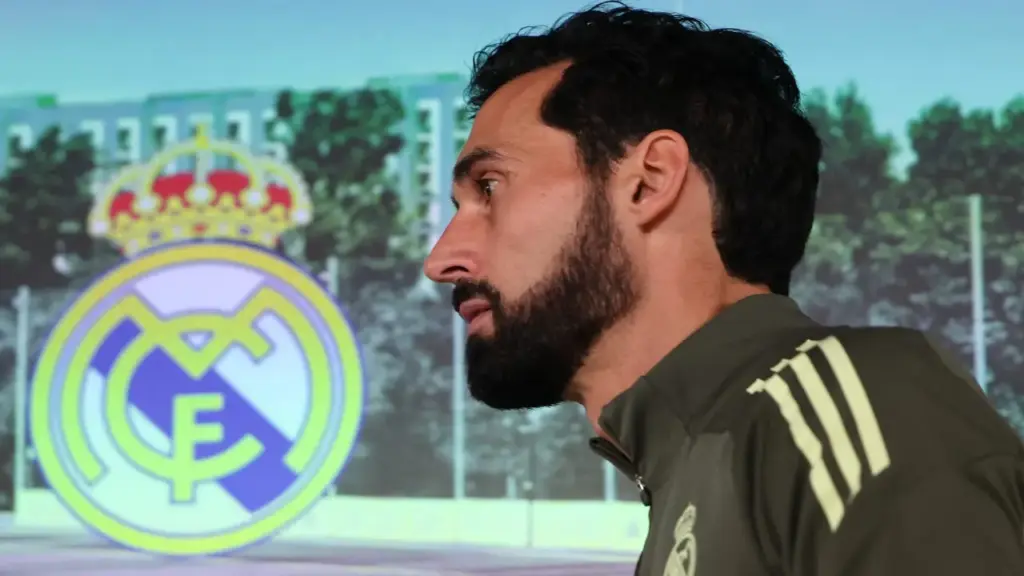Arbeloa rời Real, dọn đường để Mourinho trở lại