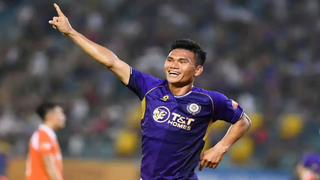 Bảng xếp hạng V-League vòng 21: CLB Hà Nội vào top 3