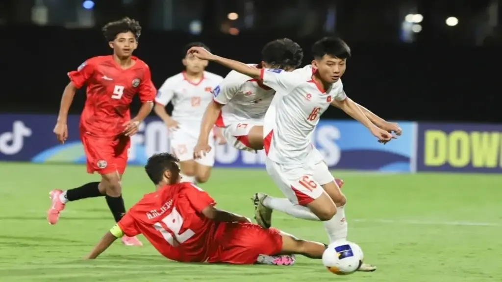 Báo UAE bình luận khi đội nhà quyết đấu U17 Việt Nam