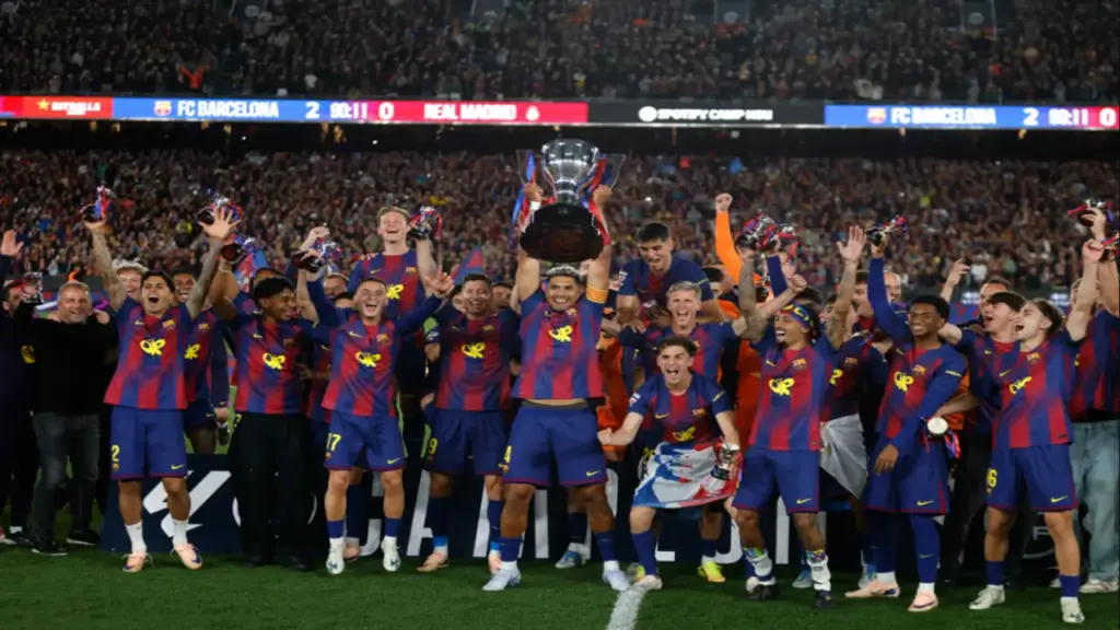 Barca hạ Real, vô địch La Liga sớm ba vòng