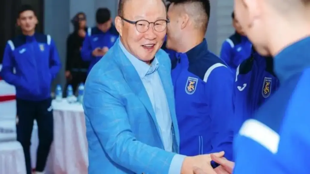 Đội Bắc Ninh của cố vấn Park Hang-seo vào thế khó: Thăng hạng V-League bằng cách nào?