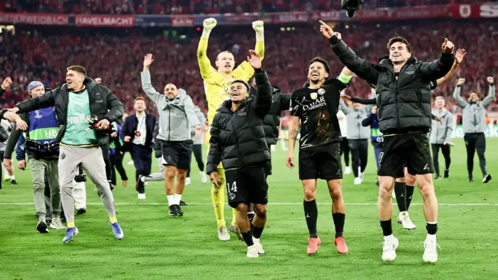 PSG loại Bayern, vào chung kết Champions League