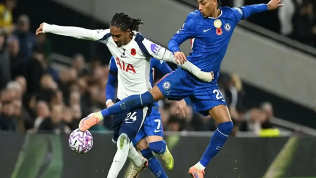 Tottenham tiếp tục mạch thần kỳ?