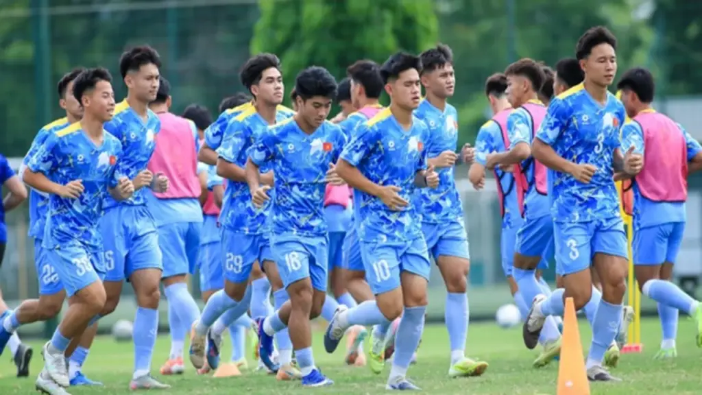 U.19 Việt Nam đấu Indonesia cực mạnh, HLV Nhật Bản: 'Mỗi trận đều là chung kết'