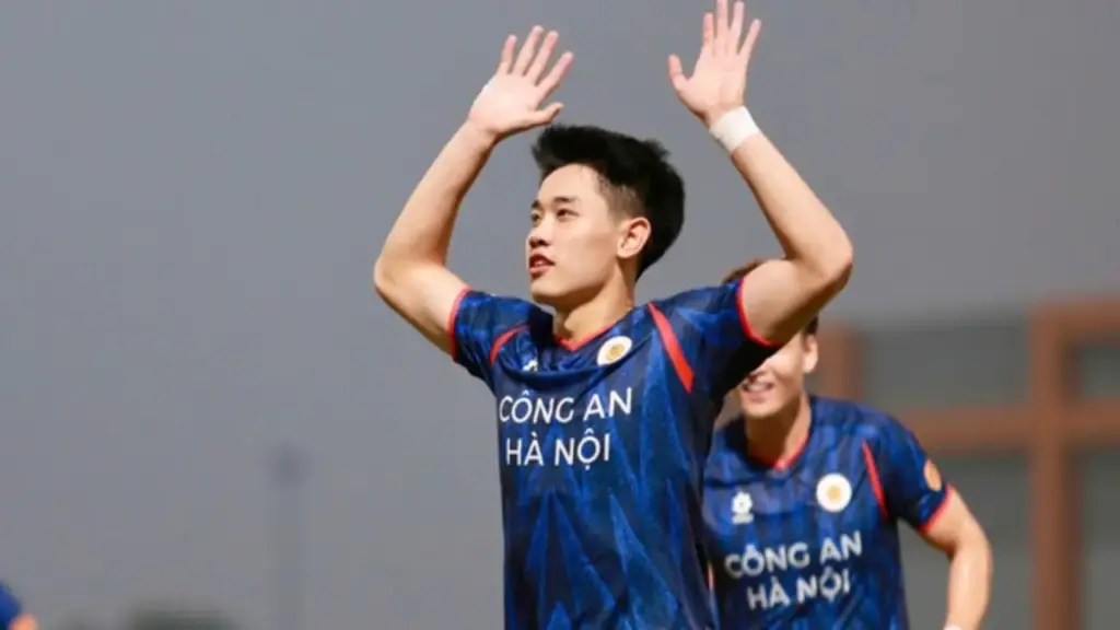 Vì sao CLB CAHN chơi bóng ở đẳng cấp hoàn toàn khác V-League?