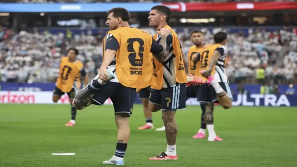 Argentina 0-0 Áo (Hiệp 1): Tranh chấp quyết liệt