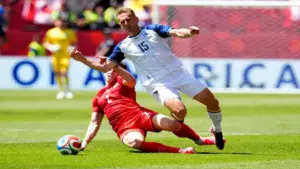 Canada 0-1 Bosnia (Hết hiệp 1): Đội chủ nhà chơi bế tắc