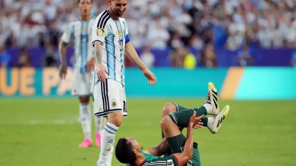 Diễn tiến mới vụ Liên đoàn Bóng đá Algeria kiện lên FIFA vì trọng tài không phạt Messi