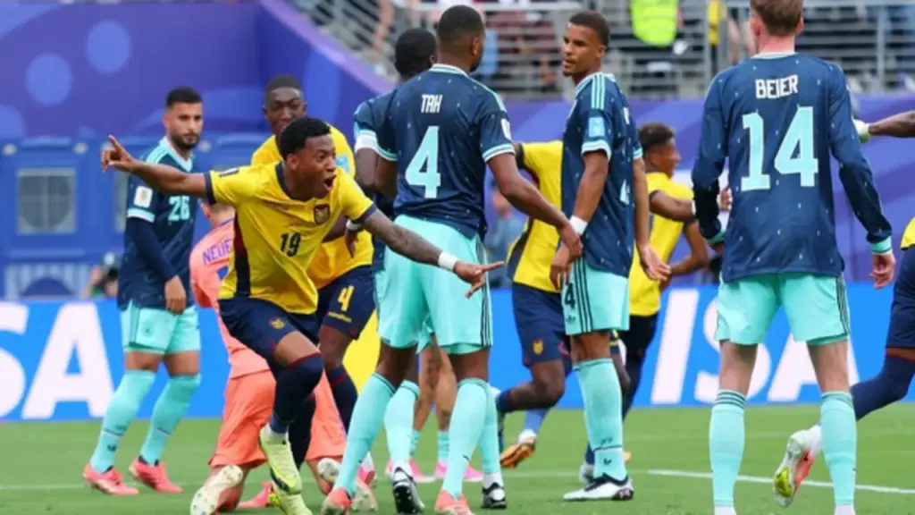 Ecuador thắng ngược Đức để tạo ra điều kỳ diệu, Bờ Biển Ngà làm nên lịch sử