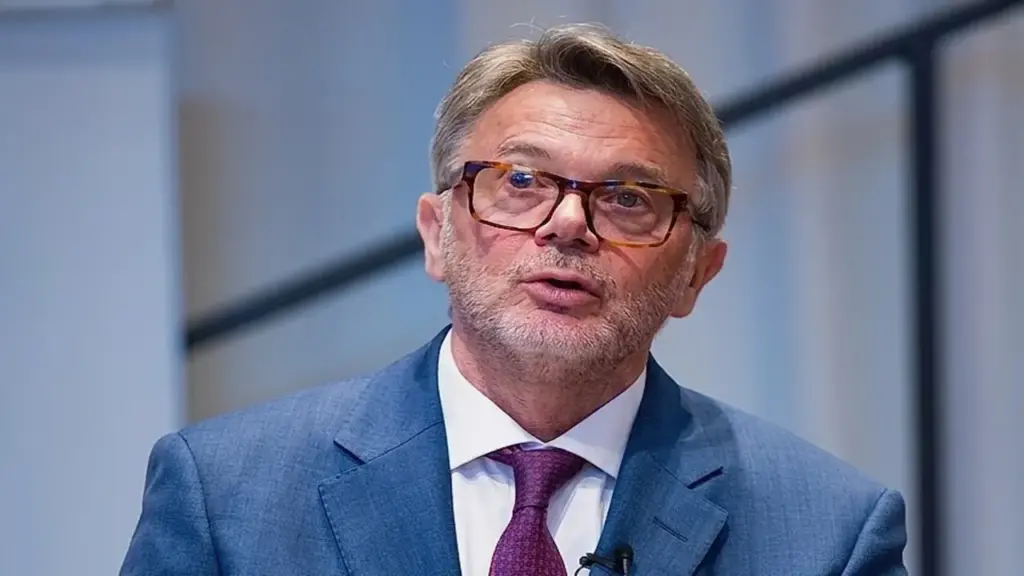 HLV Philippe Troussier: Nhật Bản hòa mà như thắng Hà Lan