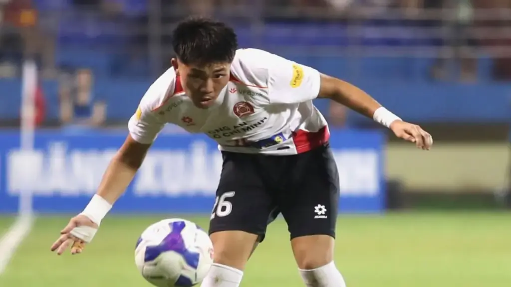 Khoa Ngô, Duy Mạnh nguy cơ chia tay đội tuyển Việt Nam