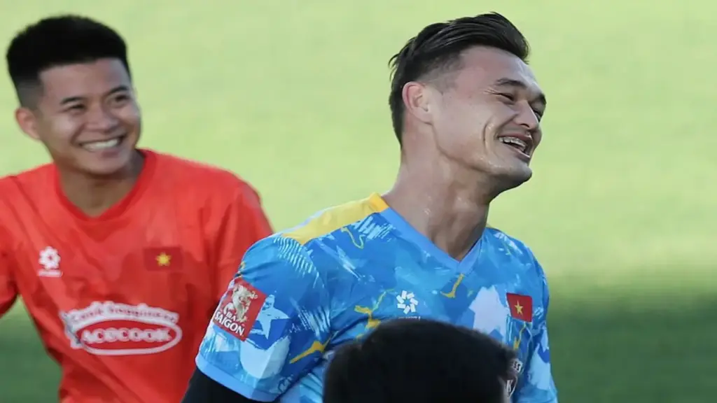 Khoa Ngô vắng, Patrik Lê Giang và Nguyễn Tài Lộc phấn khởi trong ngày đầu tập ở tuyển Việt Nam
