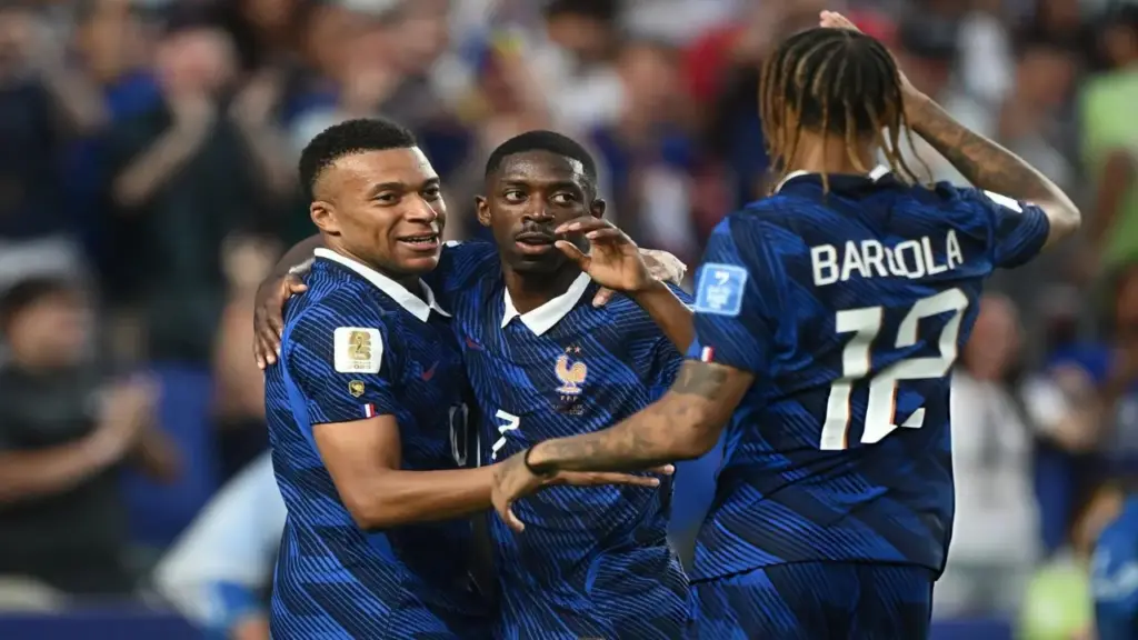 Mbappe lập cú đúp, Pháp thắng đậm trong trận đấu kéo dài với Iraq