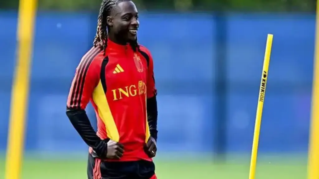 Ngôi sao Man City Jeremy Doku khó xử khi sắp có con đầu lòng: Sợ ‘lơ là’ đội tuyển Bỉ