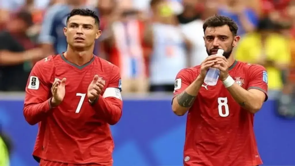 Phản ứng của Bruno Fernandes khi C.Ronaldo tỏa sáng rực rỡ