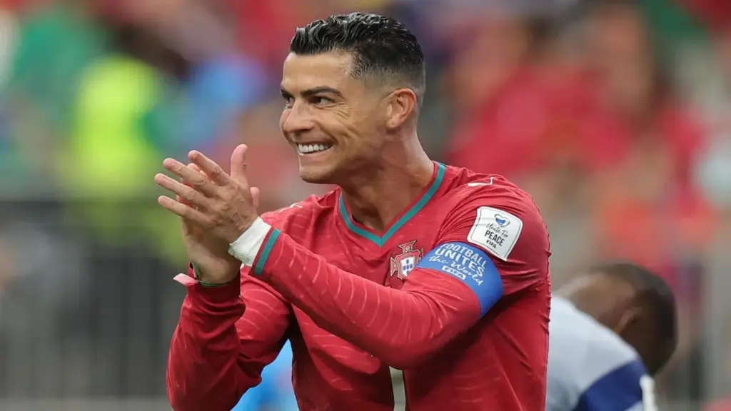 Trực tuyến Bồ Đào Nha - Colombia (6h30): Ronaldo đá chính