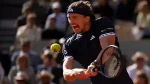 Zverev đấu Cobolli ở chung kết Roland Garros