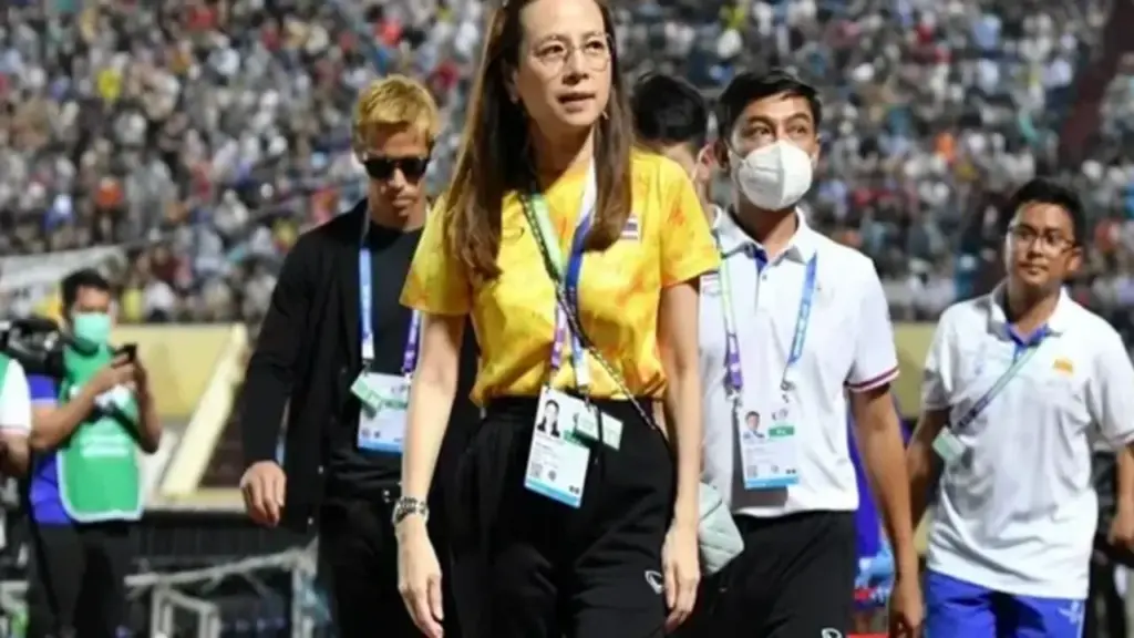 Báo Thái Lan hài lòng, Madam Pang sung sướng khi đội nhà có chiến thắng ‘5 sao’ trước Lào