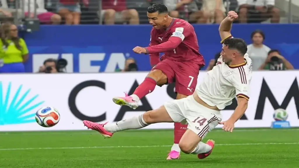 Bồ Đào Nha 0-0 Tây Ban Nha (Hiệp 1): Ronaldo bỏ lỡ cơ hội