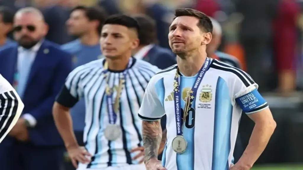 Lời căn dặn của Messi dấy lên nghi vấn về khuất tất nội bộ của Argentina