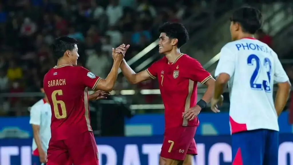 Thái Lan thắng đậm Lào ở lượt đầu ASEAN Cup