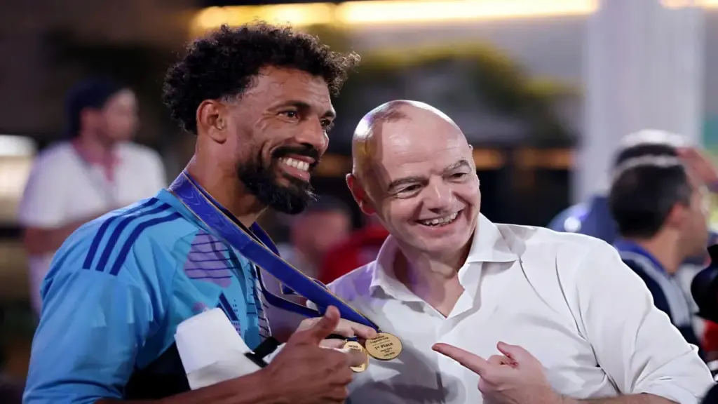 Vozinha nhận "món quà" lớn sau hành trình cổ tích tại World Cup
